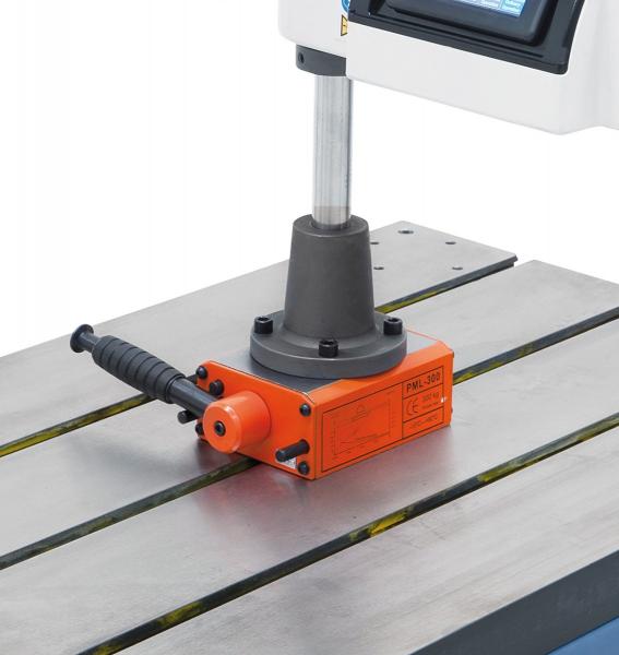Bernardo TM 12 BLO / R 1500 Electr. threading machine
